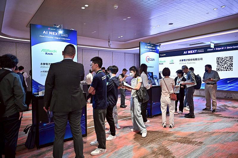 「COMPUTEX 系列論壇活動 – AI NEXT FORUM」邀請英特爾、永擎電子、卓越電子、智捷科技等多家科技大廠，現場展示英特爾新一代 Intel Core Ultra 與 Intel Xeon 處理器、NVIDIA Blackwell 企業 AI 伺服器、AI 邊緣監控整合盒、AI 邊緣運算平台等產品，國科會晶創競賽（ICTGC）也在現場介紹第三梯次徵案。