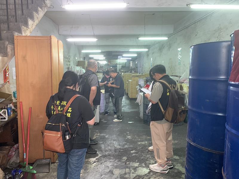 新北市政府消防局會同經濟發展局、環境保護局、工務局、農業局、勞動檢查處等新北市府相關單位組成聯合檢查小組辦理稽查