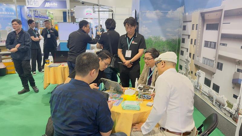 廠商洽談空拍3D建模、應變與訓練合作