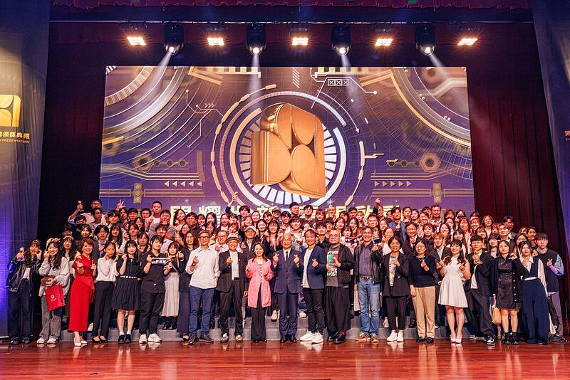 圖三、世鑫獎為校內年度盛事,涵蓋畢業展演類、影視製作類及大學社會責任類,全面激勵學生的創作熱情