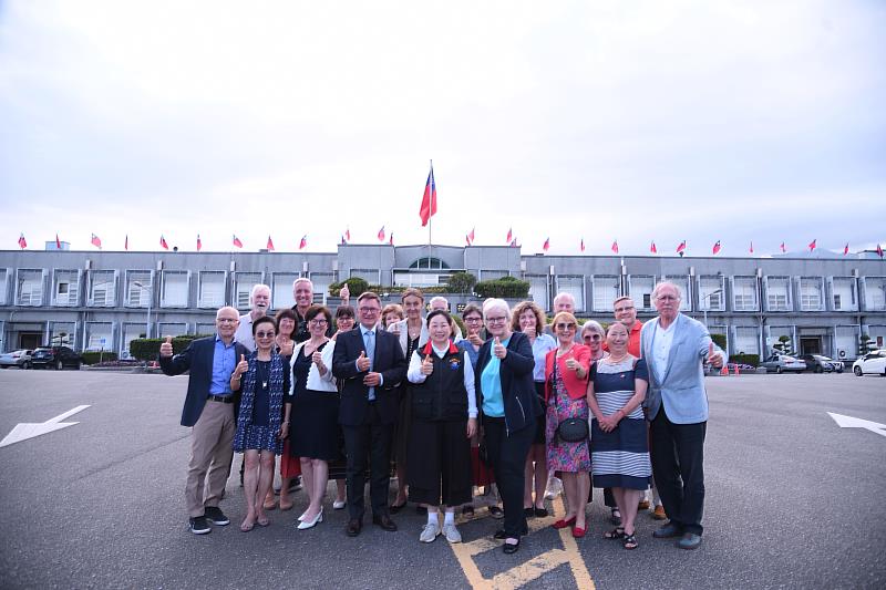German Delegation Visits HL to Strengthen TW-DE Ties