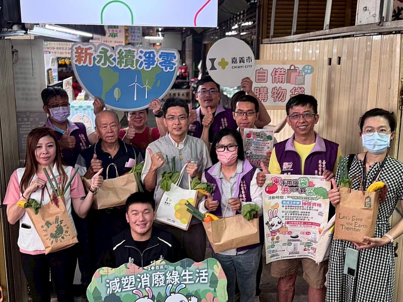 0_活動期間民眾於東市場及共和市場，自備購物袋或使用二手循環袋購物，按照步驟上傳照片，即可參加減塑抽黃金 (1)