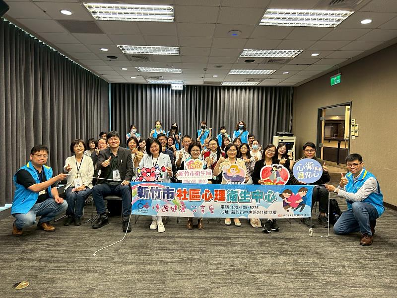 全體合影留下共同學習與交流的珍貴瞬間