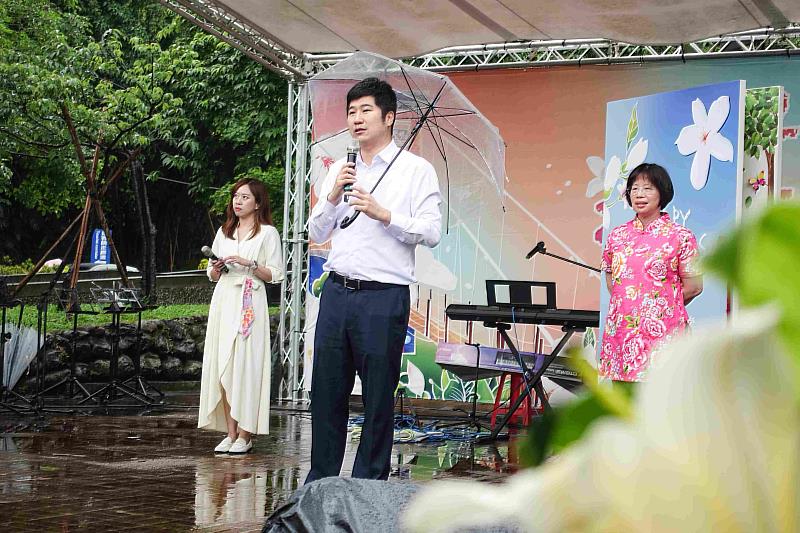 客委會副主委邱星崴致詞