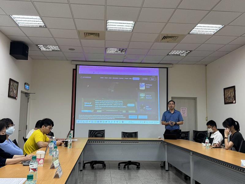 清華大學吳聲毅教授進行新興科技專業論壇