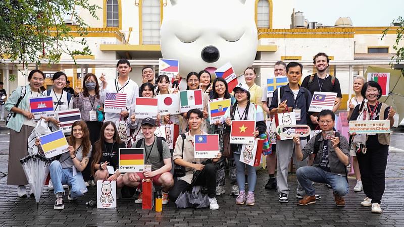 0 Welcome to Chiayi ! 光林我嘉公車小旅行-18國旅客共遊體驗木都魅力 (7)