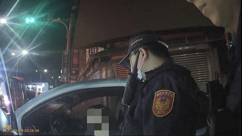 員警張鈺芳與廖晉祥，機警查獲二級毒品案件