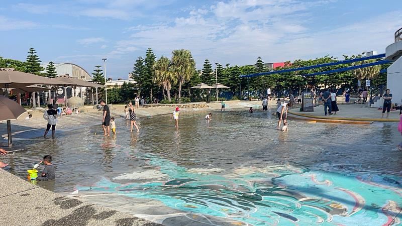 竹市「南寮旅客服務中心親子沙灘」5月3日起開放營運