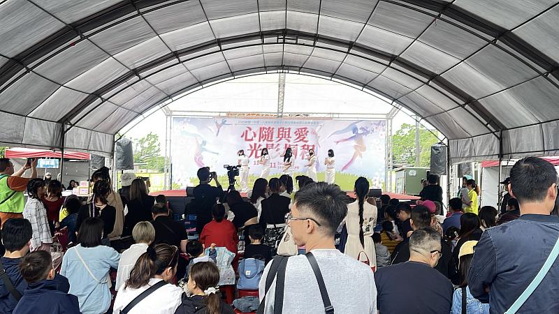 心隨與愛、光影桐程——師生運動成果公益聯合展演