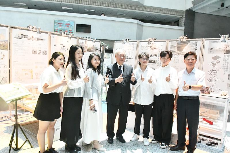 奪「青春設計節」評審團大獎展實力