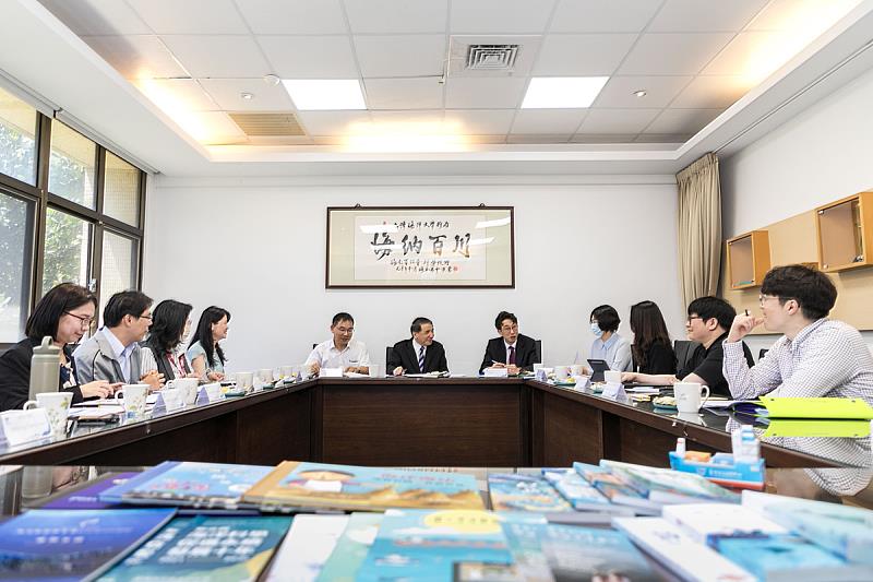 雙方於海洋教育政策及實施案例深入交流