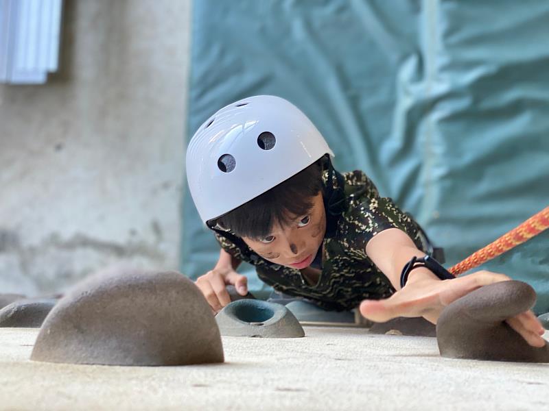 Yes Sir！報告班長特戰勇士營熱烈報名中