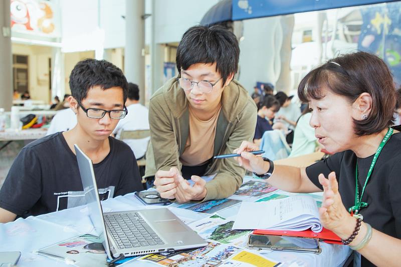南大勉勵同學將社團評選視為展現自己與培力的機會,除了提升社團運作品質與成效外,亦能增進自己的軟實力