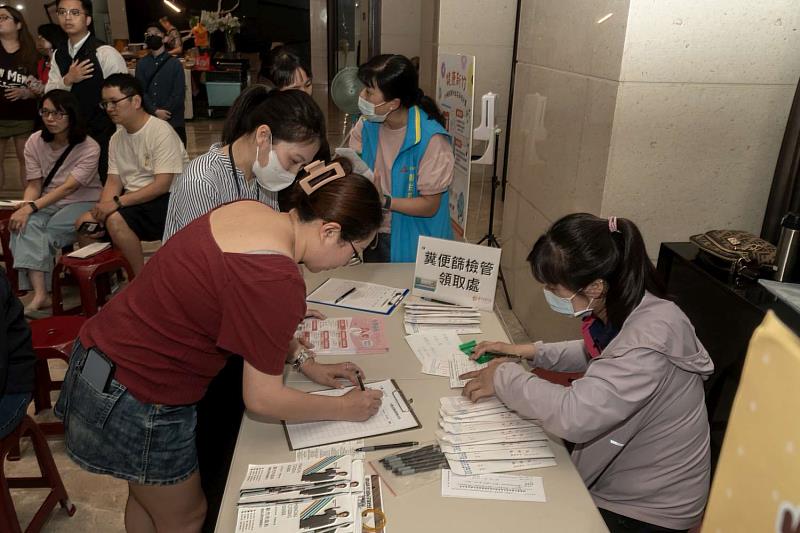 新竹市衛生局「健康新竹：大腸癌擴大社區篩檢計畫」社區民眾參與踴躍