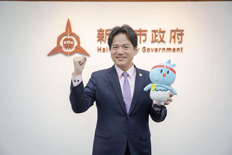 邱臣遠代理市長祝福竹市學子在會考中都有亮眼表現。