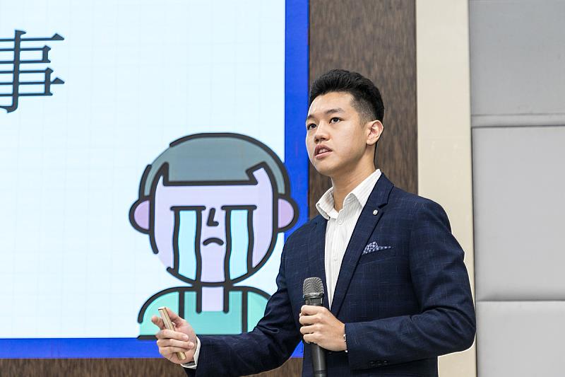 劉睿哲同學表示他在學習英文的路上花了很多功夫