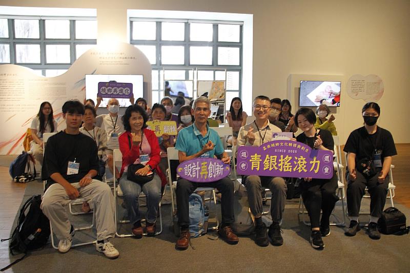 南大推跨世代攝影體驗 用鏡頭對話生活與文化