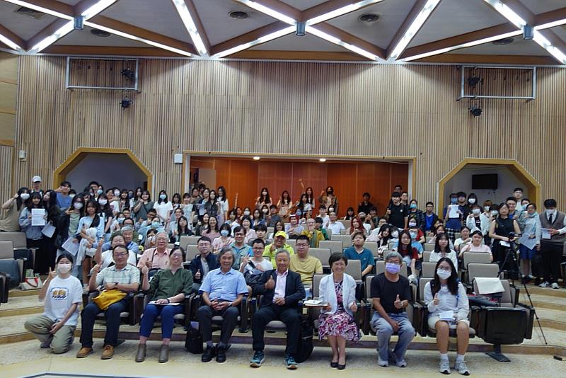 南大人文學院舉辦「臺南海洋信仰文化」大師對談講座，推動海洋文化推廣與學術交流