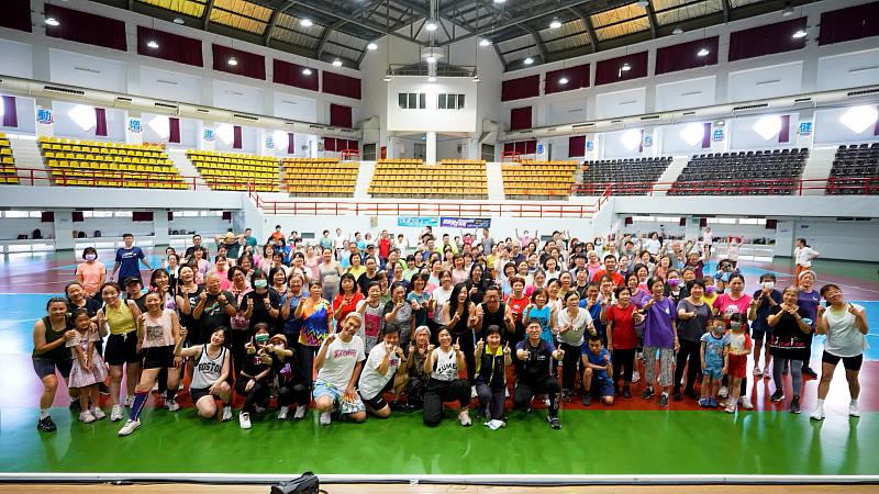 動起來，更健康！嘉義市300民眾熱力參與，運動飆汗贏健康！