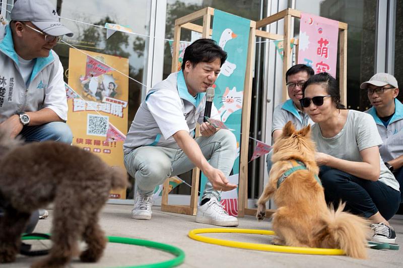 藉由寵物市集竹市向市民傳達「動物友善」的理念,提升對動物權益的重視