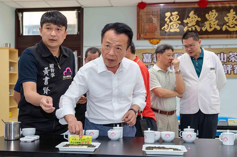 翁章梁揭曉114年阿里山高山茶春季優良茶競賽成績