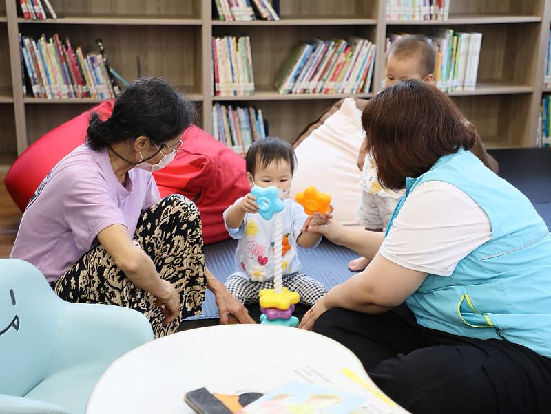 梅山圖書館煥新登場 打造社區閱讀與文化交流新據點