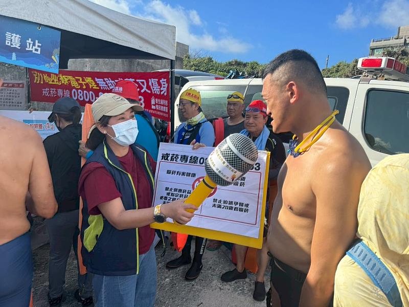 「無菸綠島,健康向前游」 推動無菸生活,揭露菸品行銷陷阱 綠島衛生所攜手鄉公所打造健康島嶼