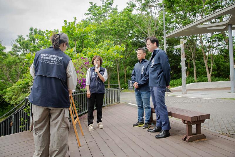 青青草原園區「指標優化計畫」完工，代理市長邱臣遠前往視察，肯定工務處的執行成效