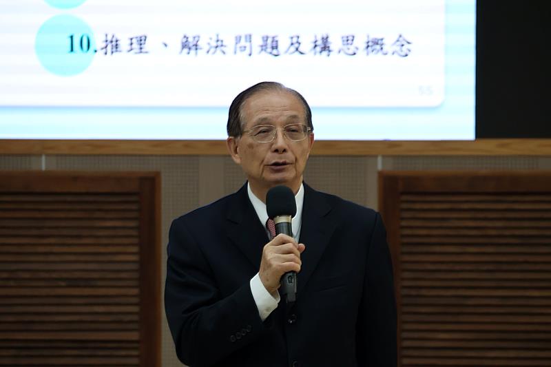 吳部長憑藉其豐富的教育經驗，針對工業4.0時代的教育應變之道，深入解析教育4.0的核心理念