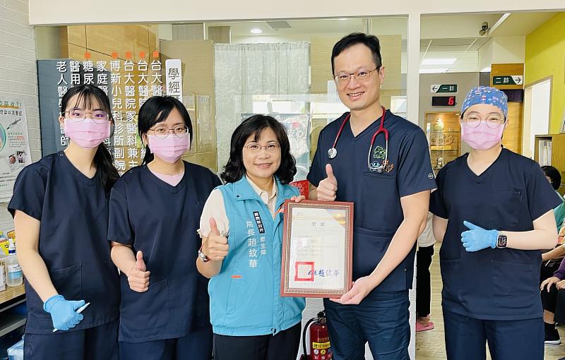 嘉義縣14位醫師榮獲糖尿病照護品質卓越獎-4
