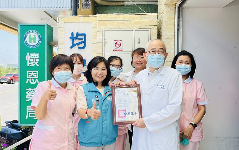嘉義縣14位醫師榮獲糖尿病照護品質卓越獎-3