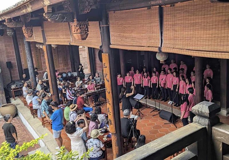 台中藝術家合唱團本次巡演由文化部補助、臺中市政府文化局指導、臺北市文化局贊助，並獲林家宮保第園區、正聲廣播台中台、可澄音樂文創、臺中市東海藝術街管委會、貳拾陸巷Somebody Café 、窄門咖啡館等協力支持。