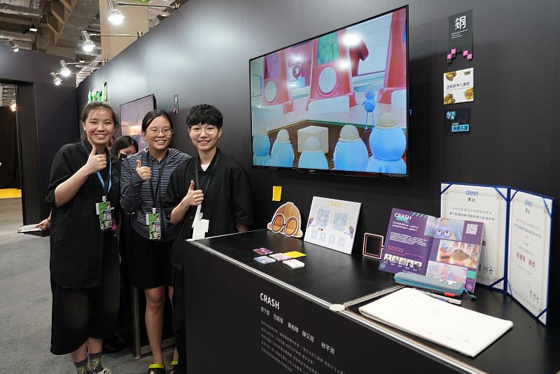 世新數媒系畢製動畫《CRASH》入圍金點新秀設計獎與放視大賞決選。（世新大學提供）