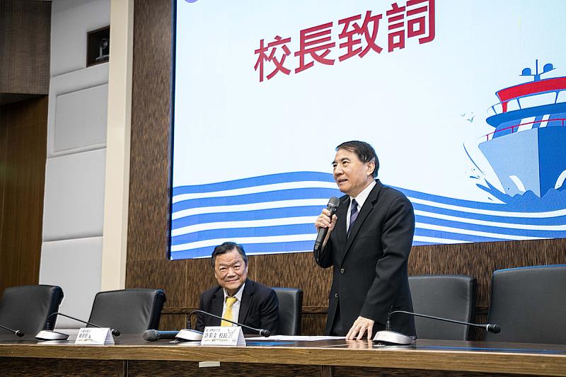 許泰文校長期望同學們練好基本功傳承海運專業技術