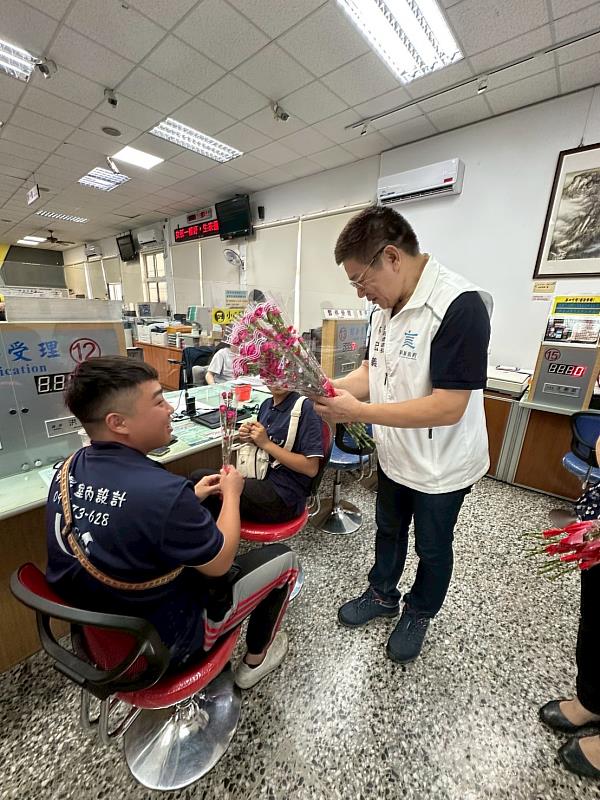 讓愛永流傳，臺東戶政所母親節520傳遞幸福活動圓滿
