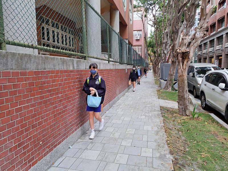 三民國中通學步道。