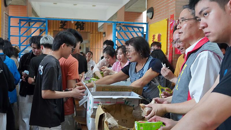 育達科大端午宿舍關懷活動美味嘉年華 「傳遞溫情,幸福端午」,暖心登場