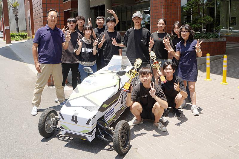 大葉大學設計學系參加環保節能車大賽，抱回雙獎盃