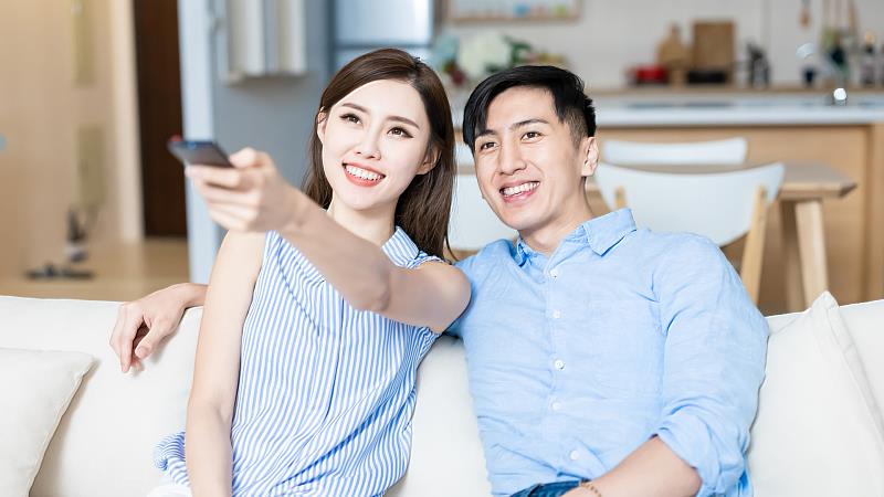 端午連假中嘉寬頻推「DAZN」、「CATCHPLAY+」下殺4折，有線電視「旗艦全享餐」每月$50銅板價，好劇、賽事看到飽