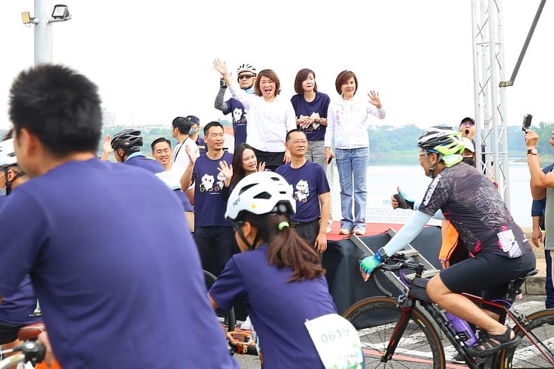 市長為選手加油打氣
