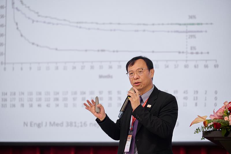健保署署長石崇良發表專題演講，說明癌症篩檢政策新方向與LDTS應用展望，推動健保與精準醫療接軌。