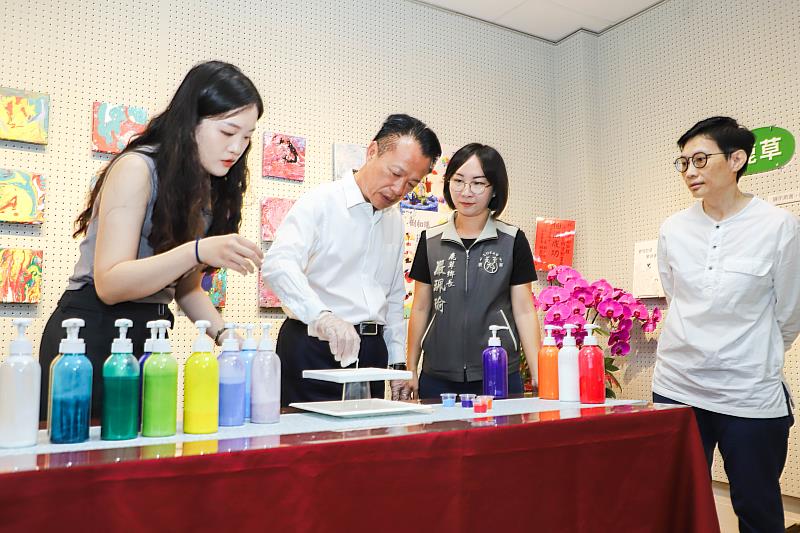「家鄉百問」進駐展廳！鹿草鄉公所推互動科技展覽-4
