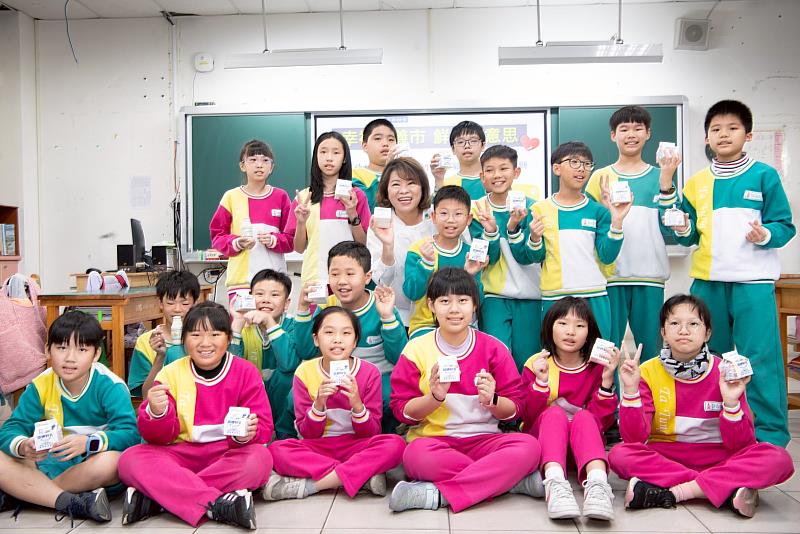 黃敏惠市長守護孩子健康成長 嘉義市為全台第一個涵蓋國中小及幼兒園的縣市