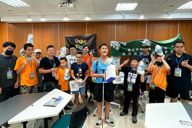 中興大學USR─「綠旱雙脈‧興水同心」計畫5月24日舉辦「聽見水鳴•觸見川流:非視覺輕艇體驗暨生態知能工作坊」