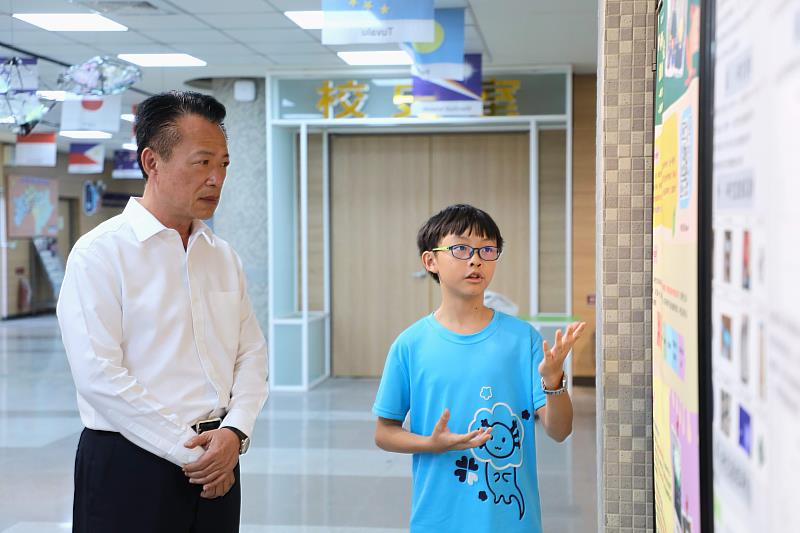 嘉義縣舉辦資優生獨立研究成果發表會 展現創意與研究實力