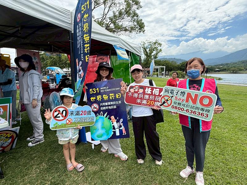 結合竹筏盛事推廣健康生活 池上衛生所宣導無菸健康生活與兒童安全觀念