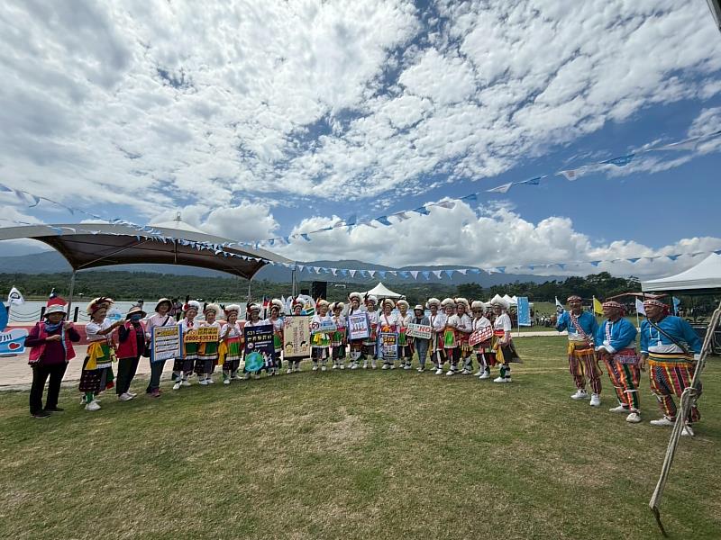結合竹筏盛事推廣健康生活 池上衛生所宣導無菸健康生活與兒童安全觀念