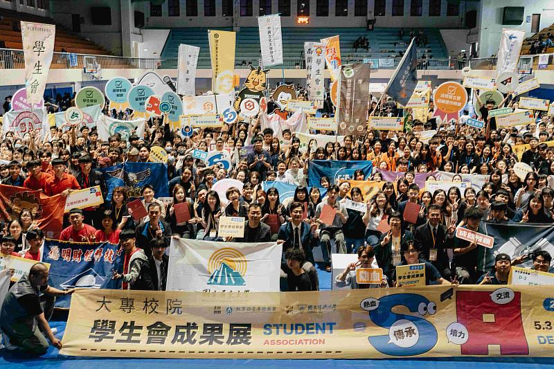 教育部青年署舉辦2025年「大專校院學生會成果展」促進各校學生會交流成長。（教育部提供）