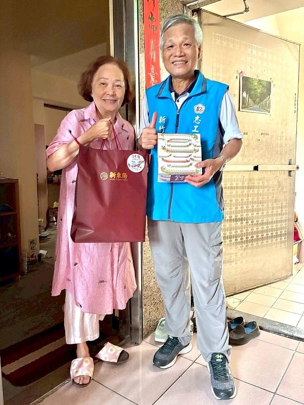 關懷不間斷！竹市府攜手志工團體端午前夕送暖關懷362位獨居長輩