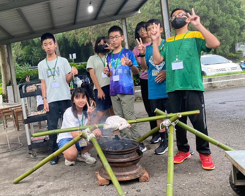 高雄市救國團和梅山青年活動中心共同推出「精靈的孩子–南橫小勇士文化冒險營」